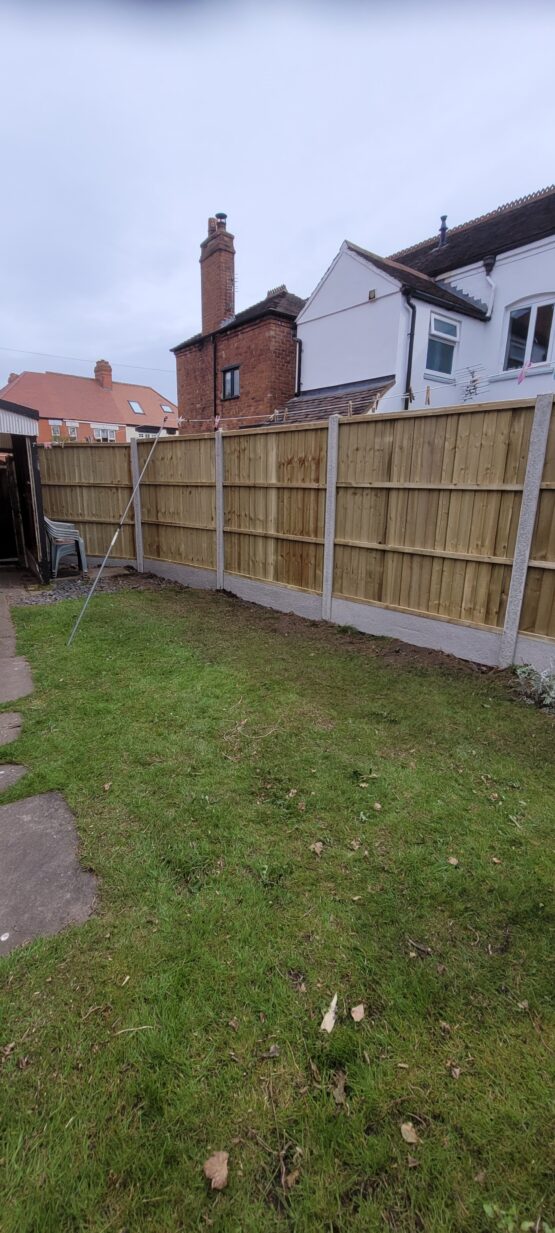 Fencing and Gates - Image 7