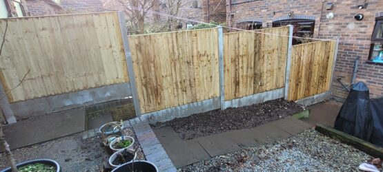 Fencing and Gates - Image 11
